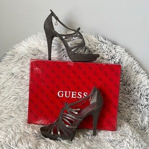 COPY - Guess gray heels sandals size 6